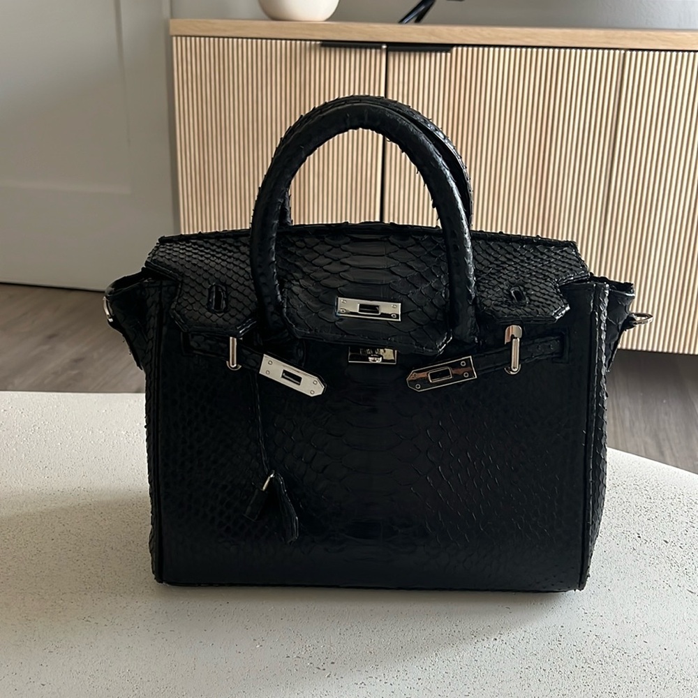 Python Bag